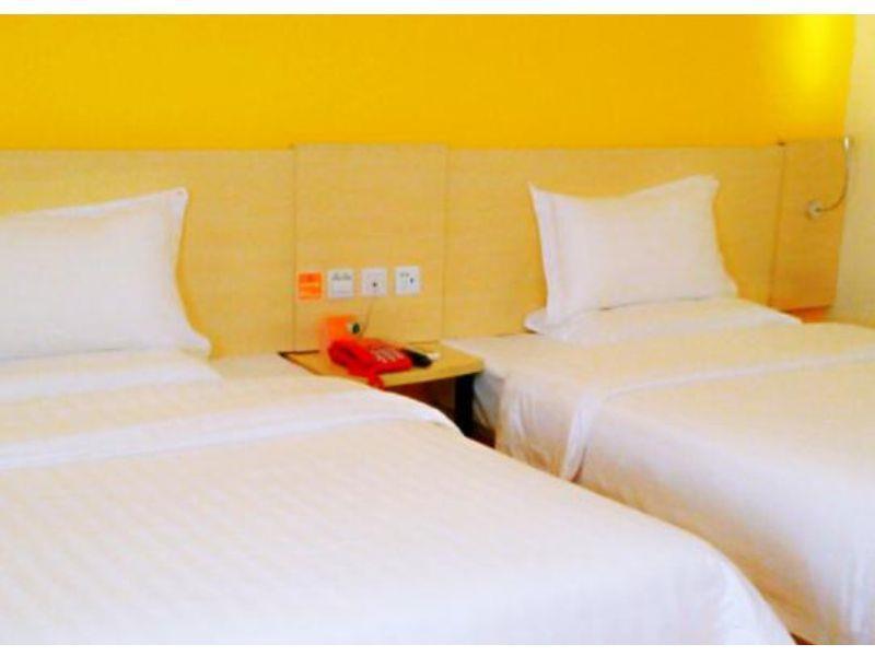 7Days Inn Chengdu Shuangliu Airport Taqiao Road ภายนอก รูปภาพ