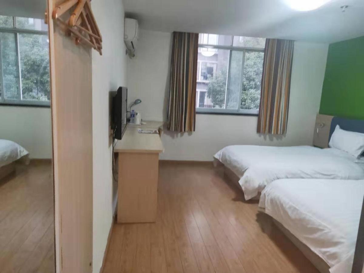 7Days Inn Chengdu Shuangliu Airport Taqiao Road ภายนอก รูปภาพ